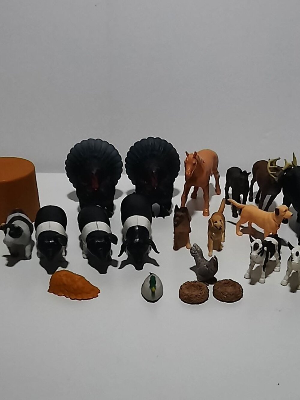 Plastic Farm Animal Figure Lot Horses Cows Pigs Turkeys Deer Dogs Accessories